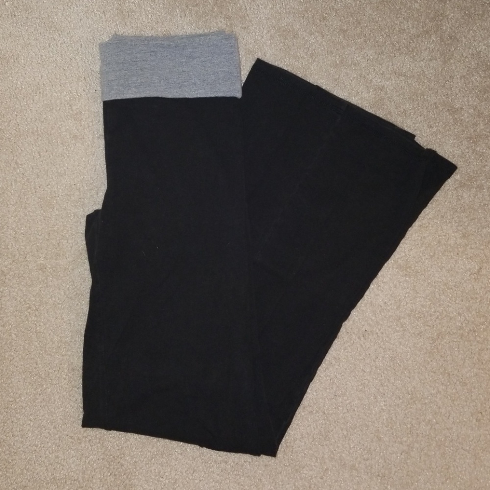 Yoga pants
